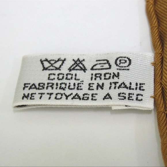 Celine Belt Chain Pattern Silk Scarf - Picture 5 of 5